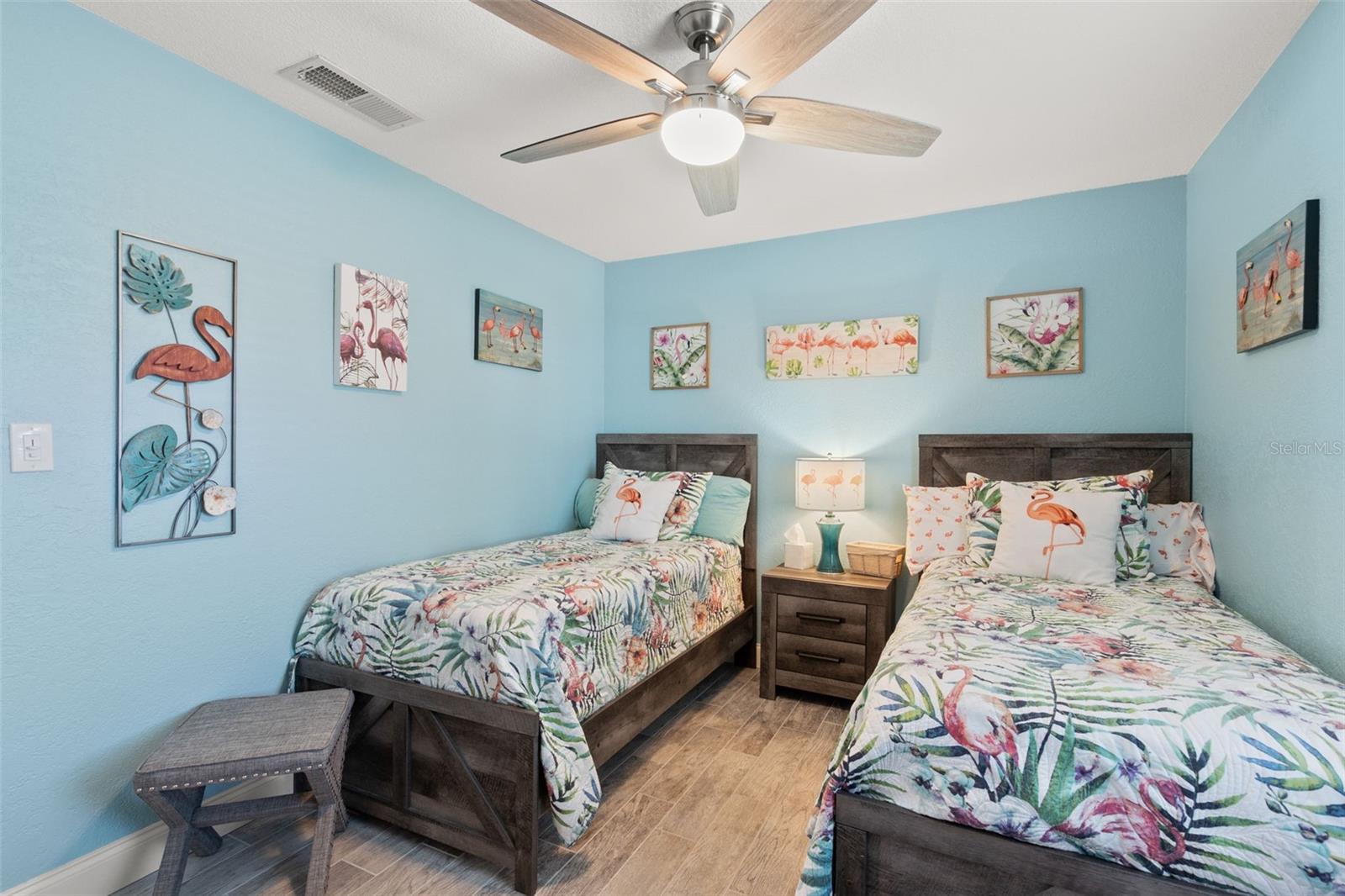 5243 BEACH DR SE #B, ST PETERSBURG, FL, 33705