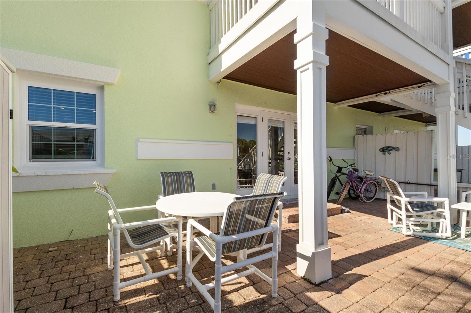 5243 BEACH DR SE #B, ST PETERSBURG, FL, 33705