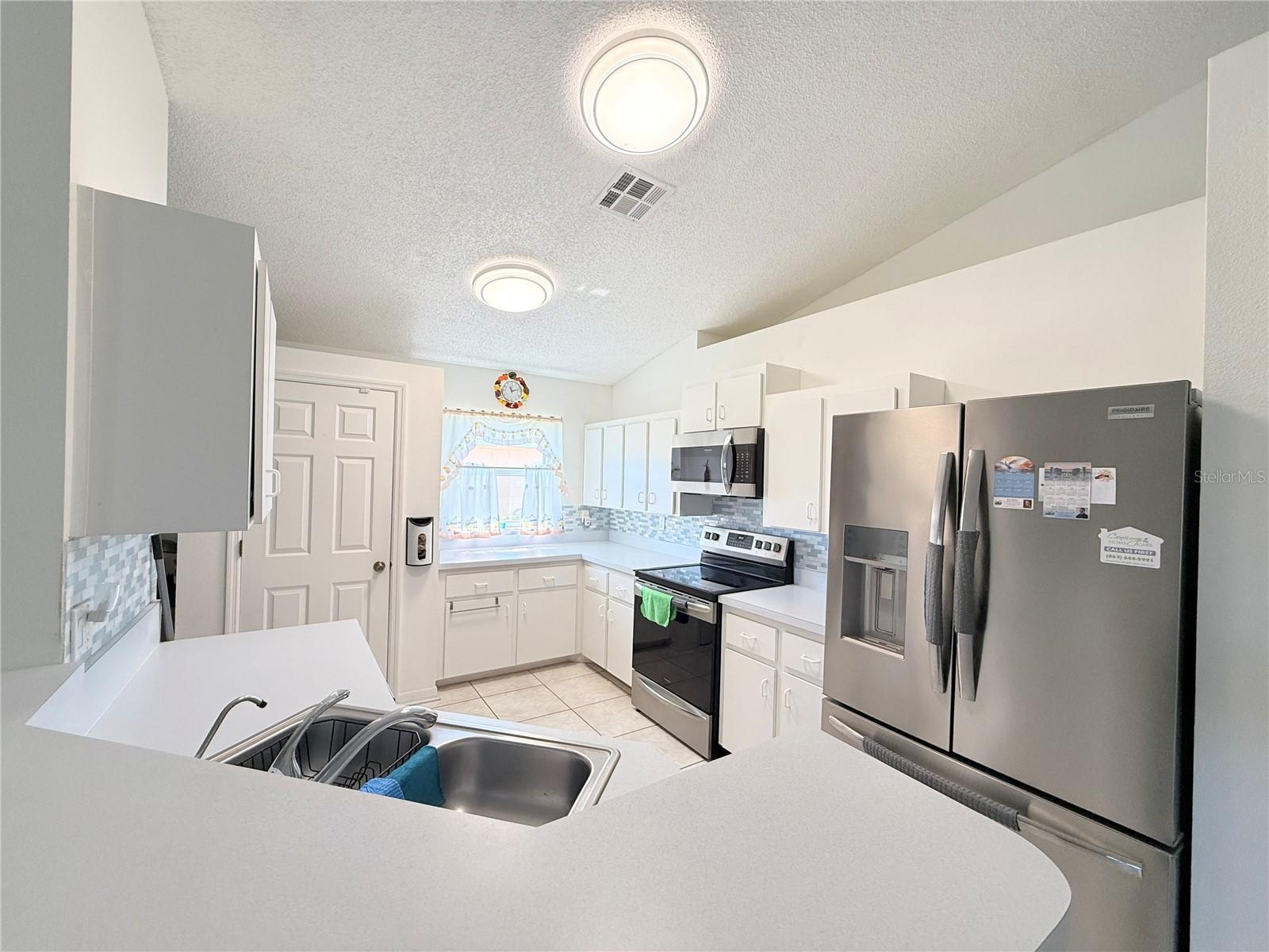302 MIAMI PL, KISSIMMEE, FL, 34759