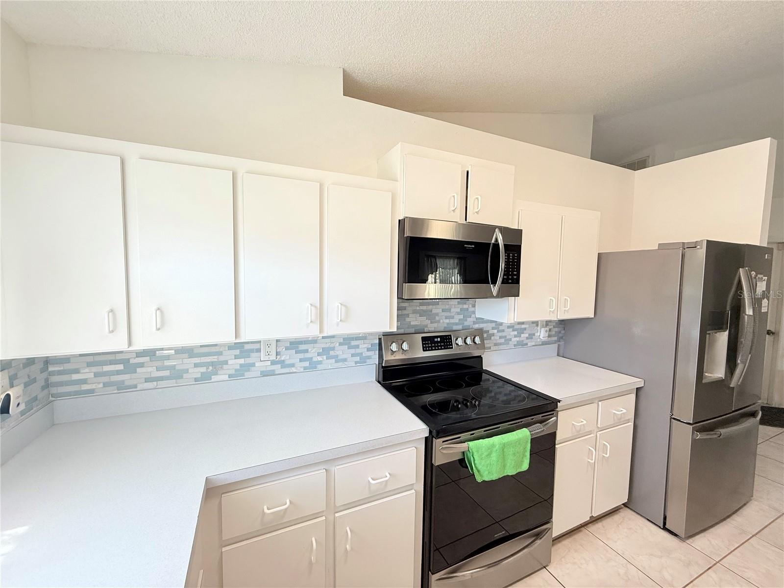 302 MIAMI PL, KISSIMMEE, FL, 34759