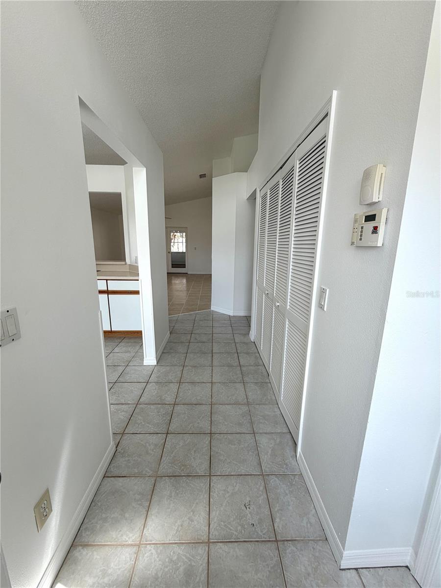 9176 FORT JEFFERSON BLVD, ORLANDO, FL, 32822