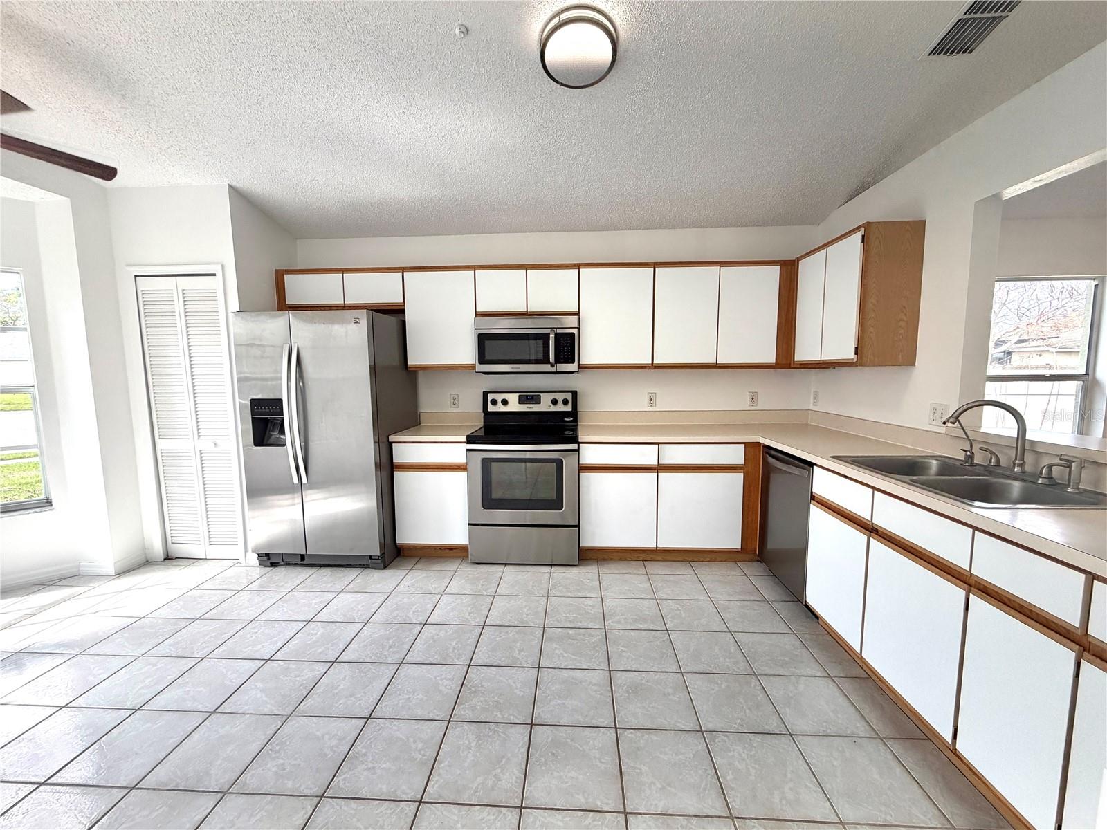 9176 FORT JEFFERSON BLVD, ORLANDO, FL, 32822