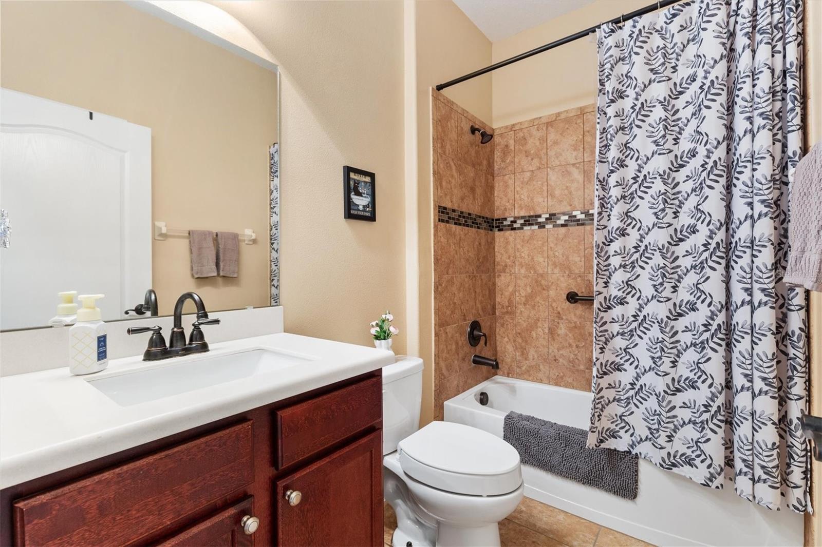 26605 AUGUSTA SPRINGS CIR, LEESBURG, FL, 34748