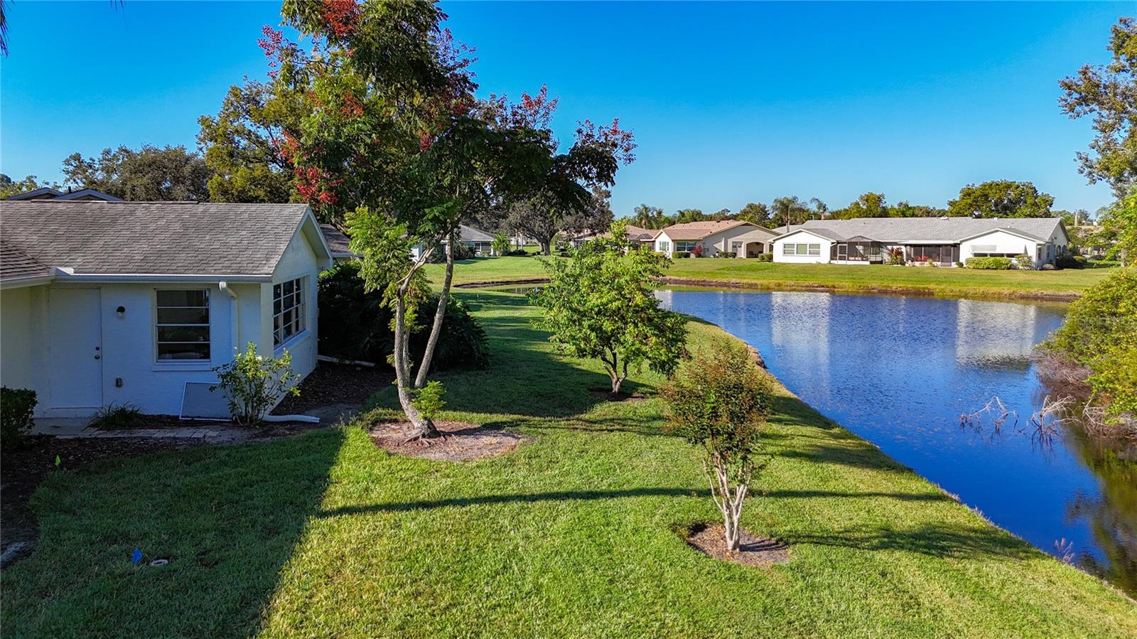 2014 HAMPSTEAD CIR, SUN CITY CENTER, FL, 33573