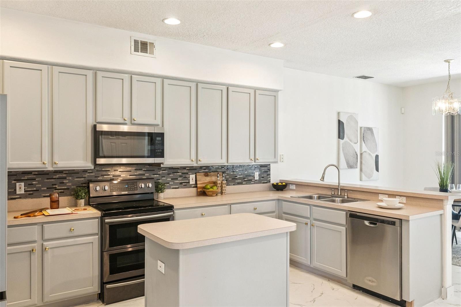 2205 WINTERMERE POINTE DR, WINTER GARDEN, FL, 34787