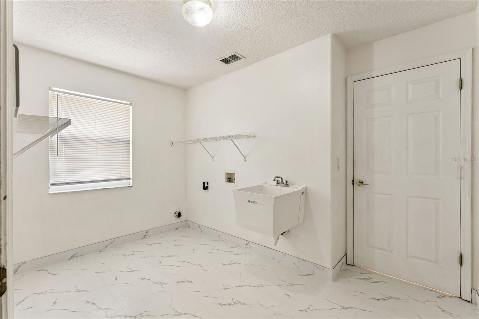 2205 WINTERMERE POINTE DR, WINTER GARDEN, FL, 34787