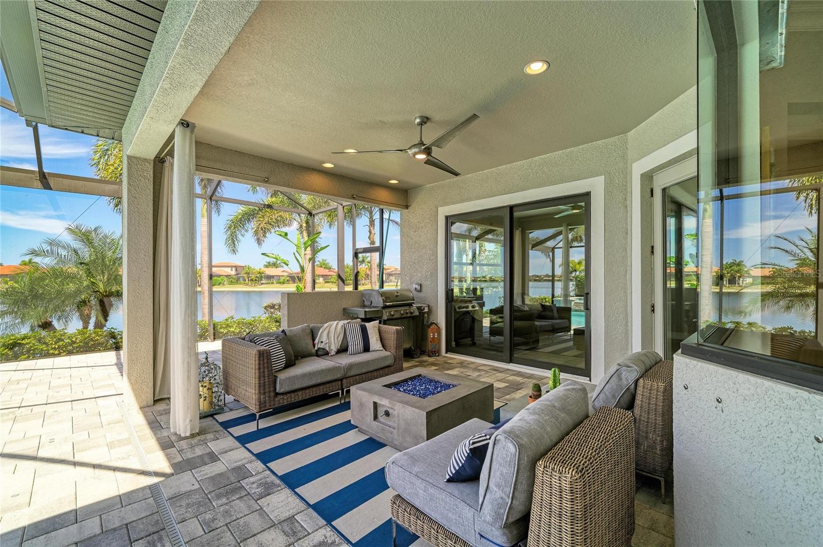 352 MARAVIYA BLVD, NOKOMIS, FL, 34275