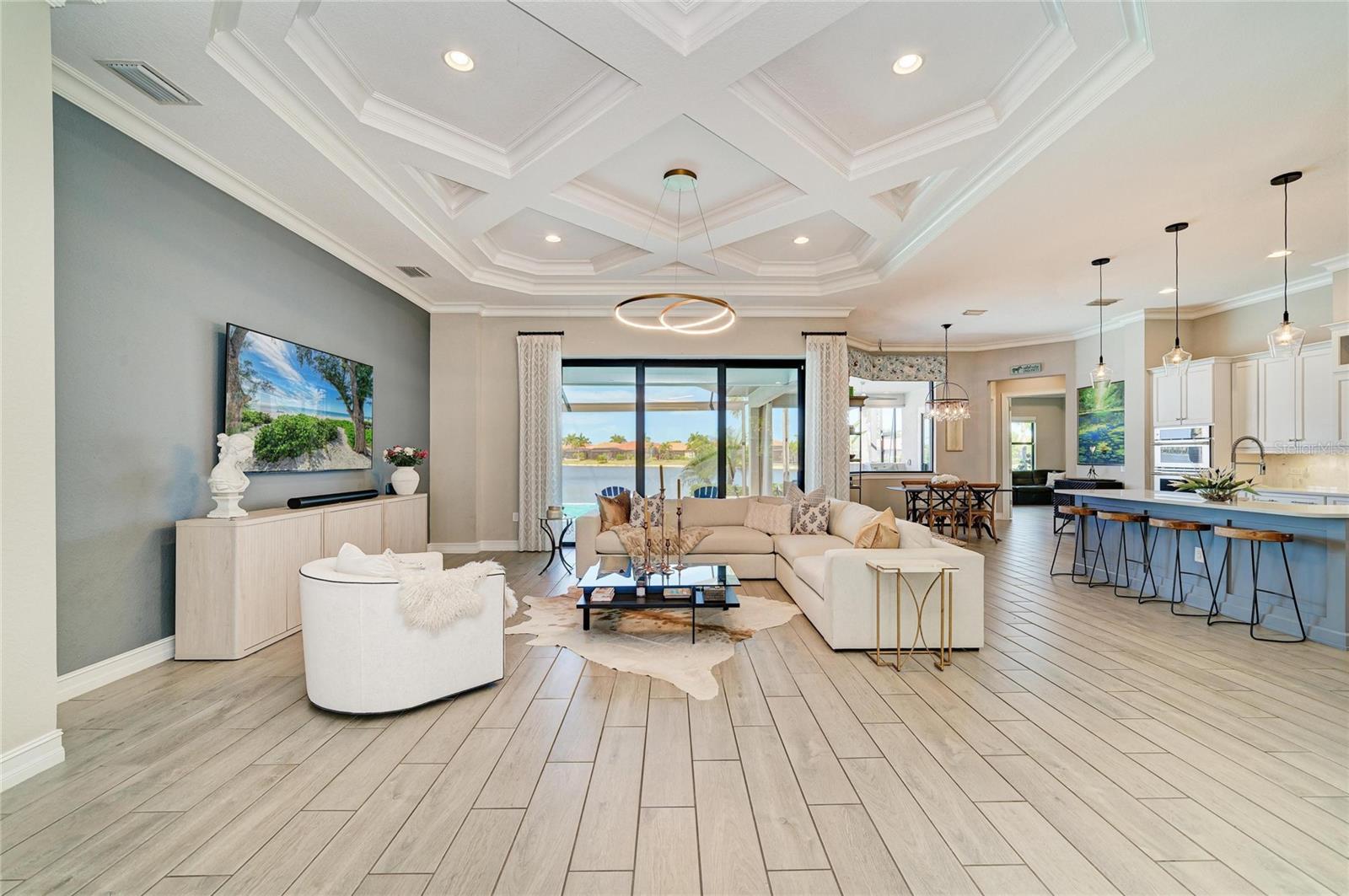 352 MARAVIYA BLVD, NOKOMIS, FL, 34275