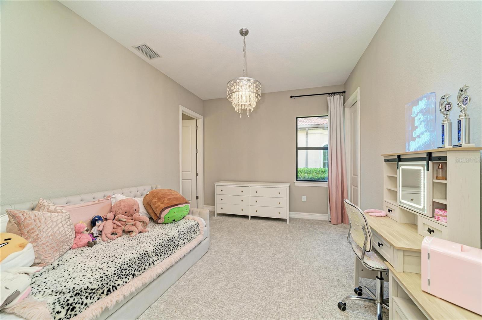 352 MARAVIYA BLVD, NOKOMIS, FL, 34275