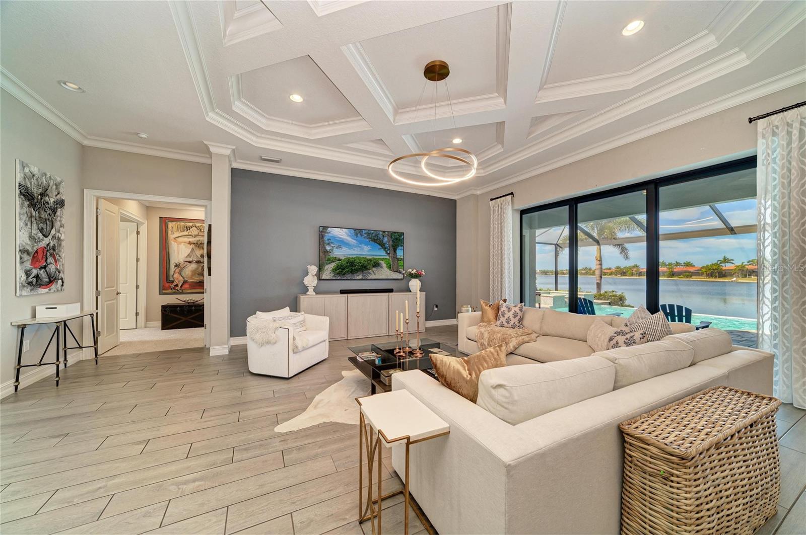 352 MARAVIYA BLVD, NOKOMIS, FL, 34275