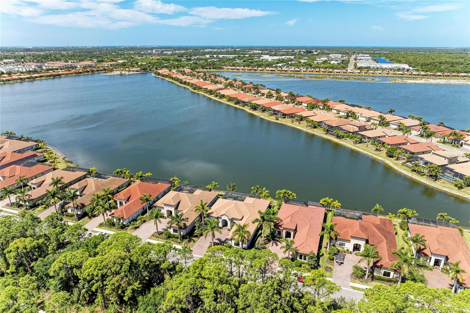 352 MARAVIYA BLVD, NOKOMIS, FL, 34275