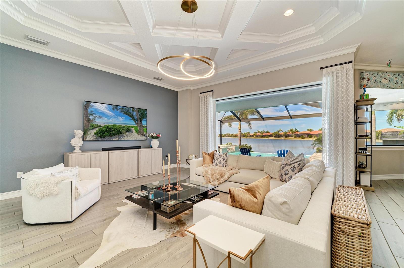 352 MARAVIYA BLVD, NOKOMIS, FL, 34275