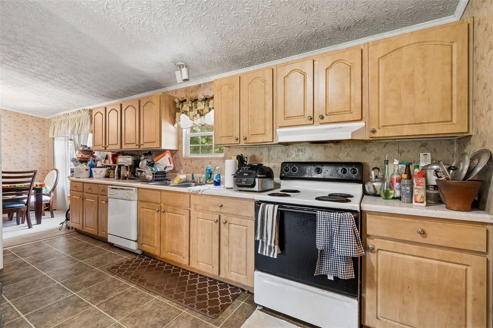 11101 SUMNER RD, WIMAUMA, FL, 33598