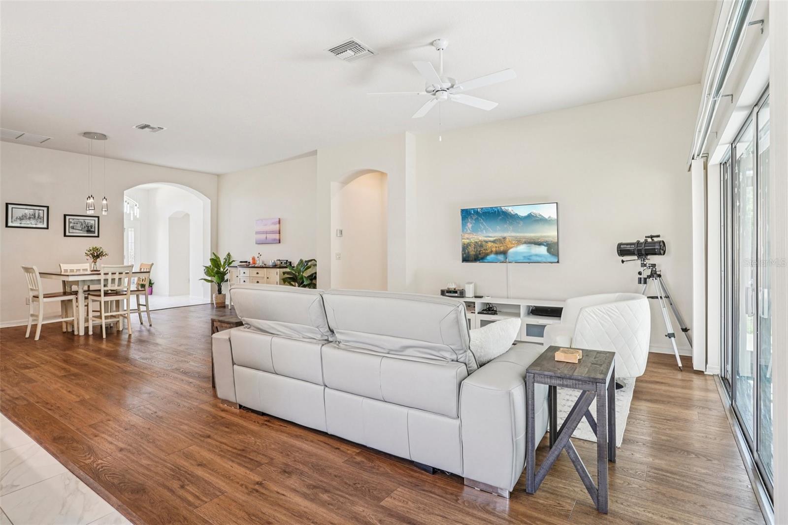 10063 LAKE MIONA WAY, OXFORD, FL, 34484