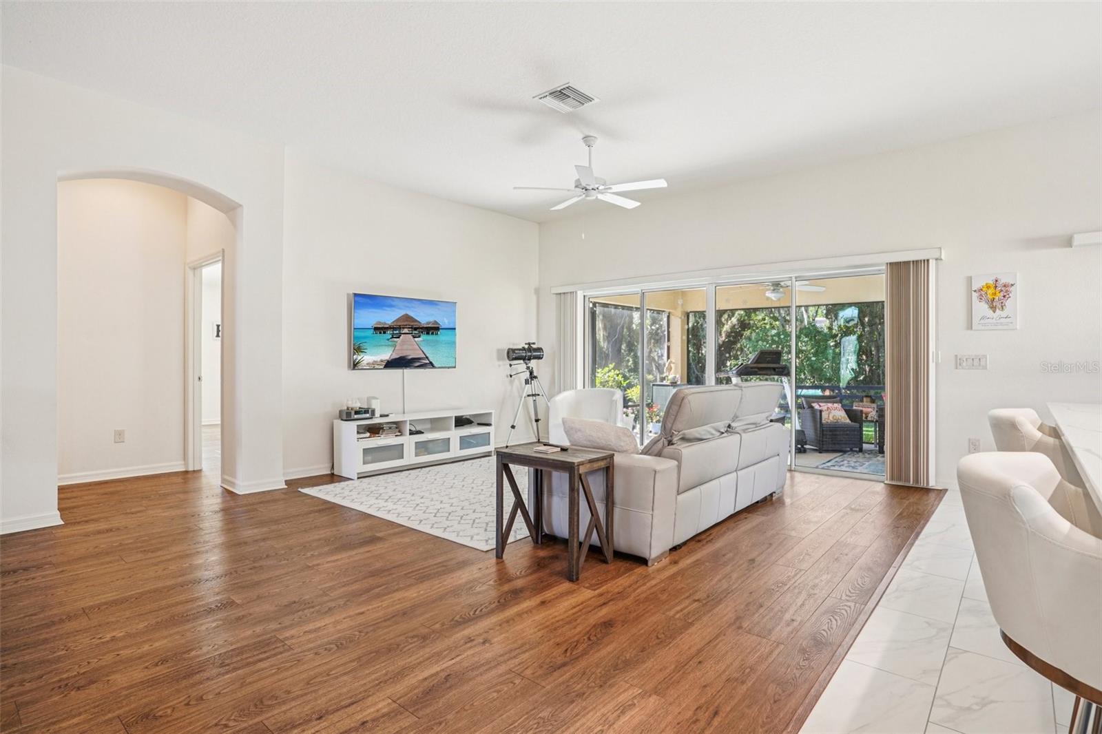 10063 LAKE MIONA WAY, OXFORD, FL, 34484