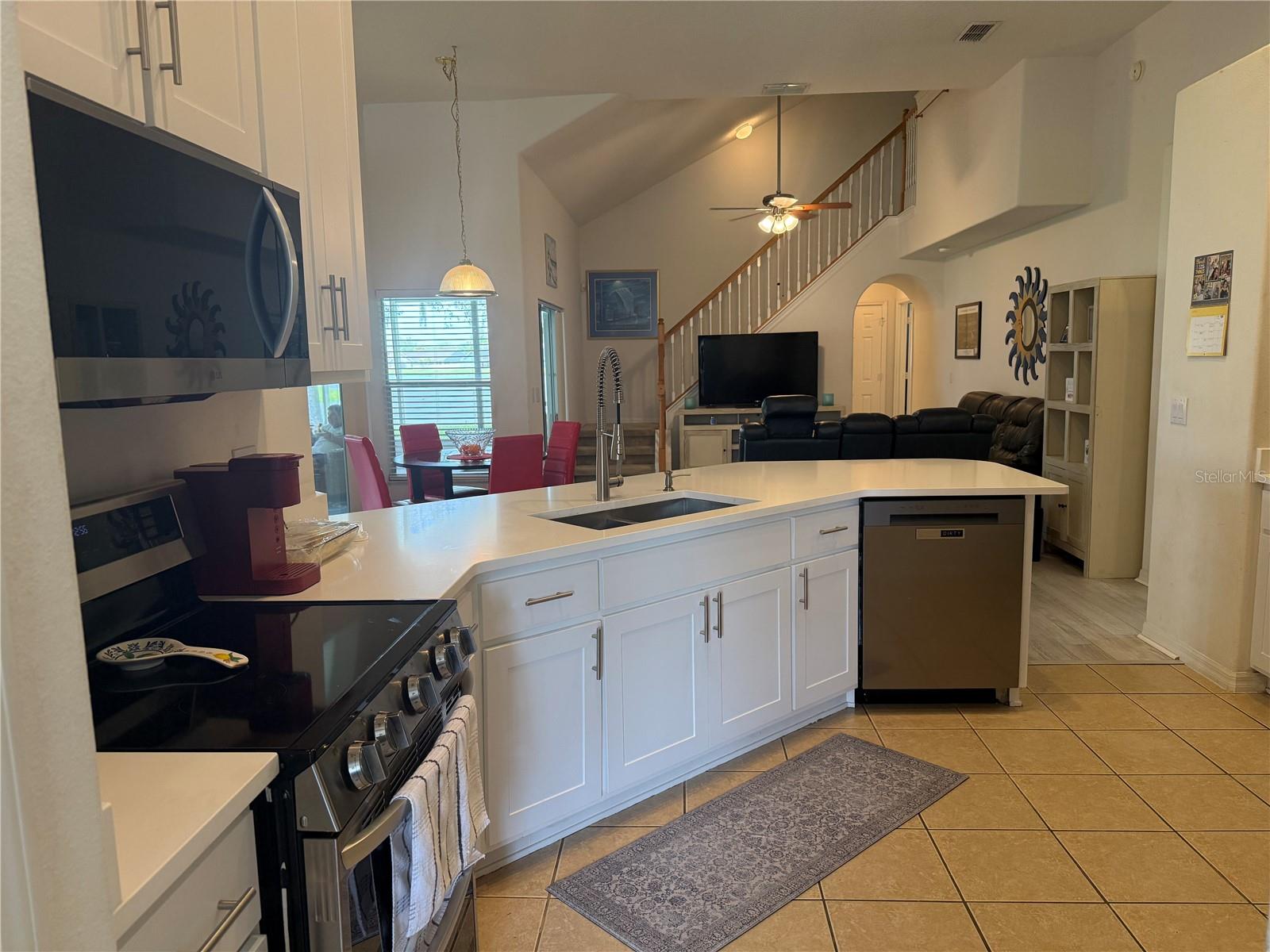 1043 CHAMBERLIN TRL, ST CLOUD, FL, 34772