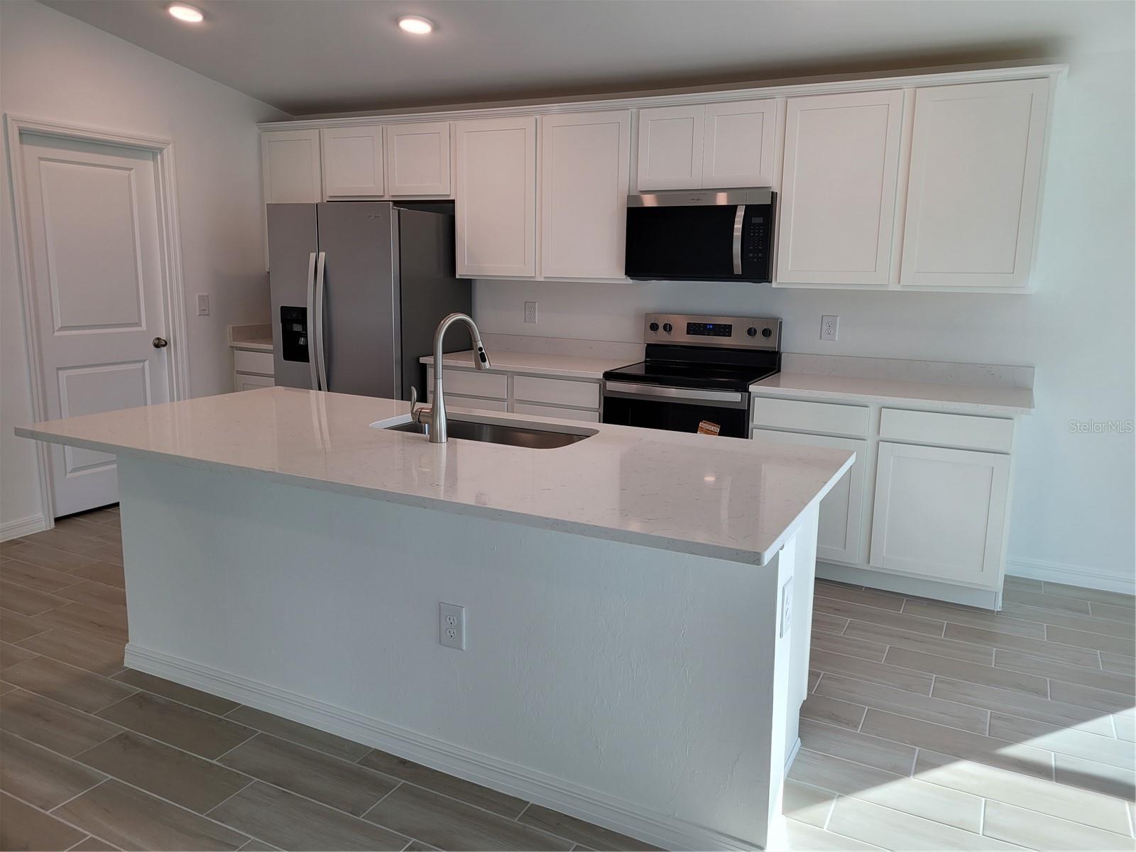 11100 VANESSA AVE, ENGLEWOOD, FL, 34224