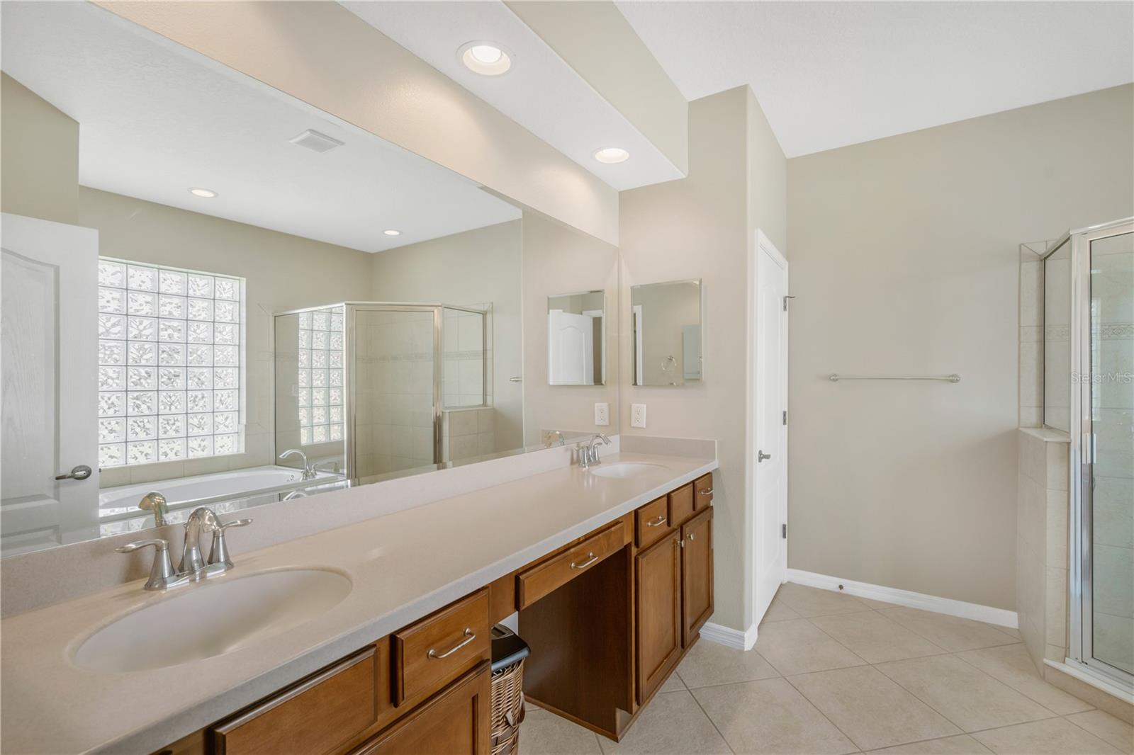 9313 LISBON ST, SEFFNER, FL, 33584