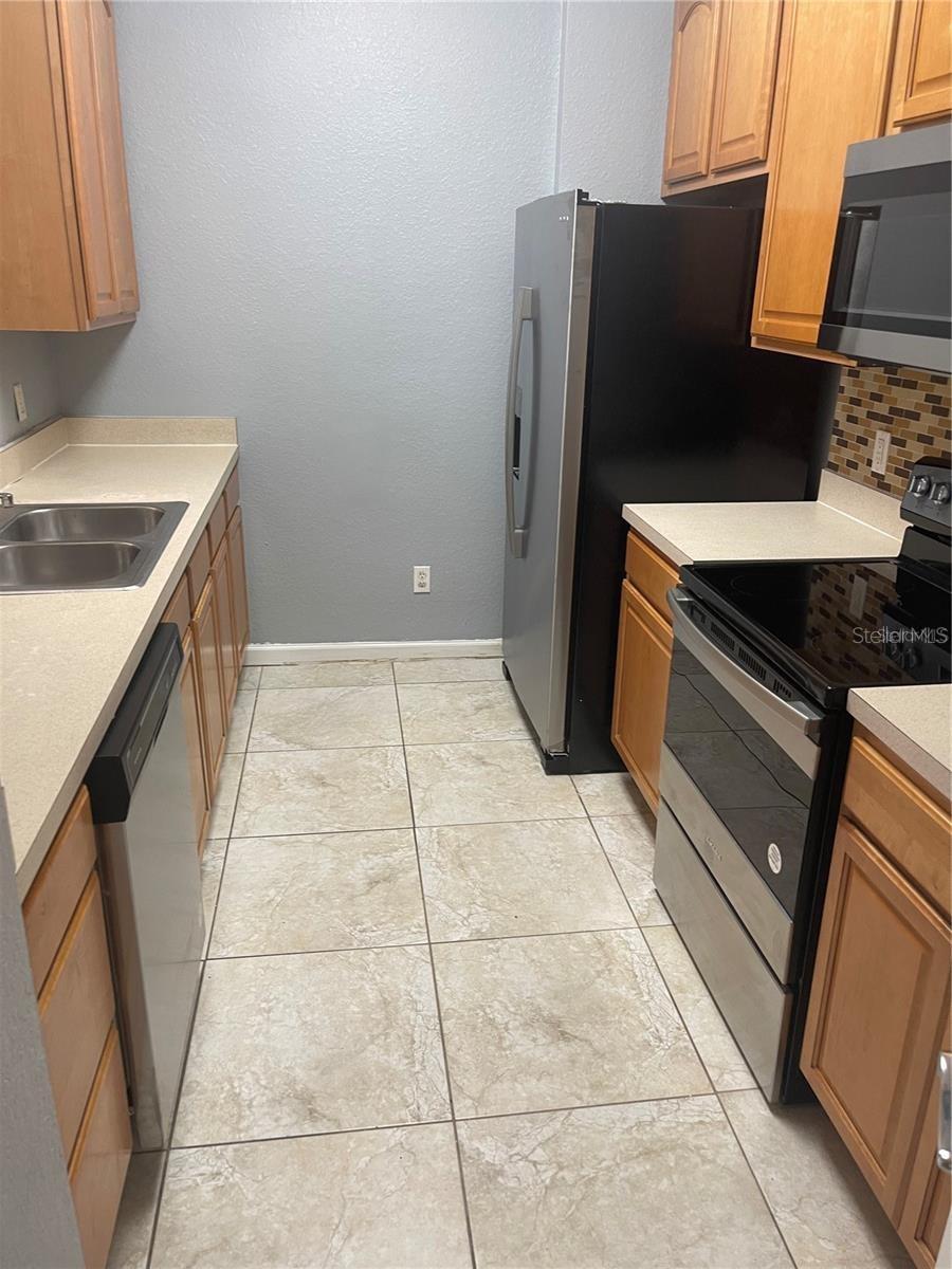 6451 OLD PARK LN #102, ORLANDO, FL, 32835