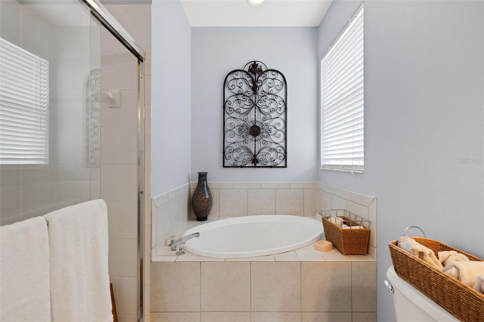 378 LONDONDERRY DR, SARASOTA, FL, 34240