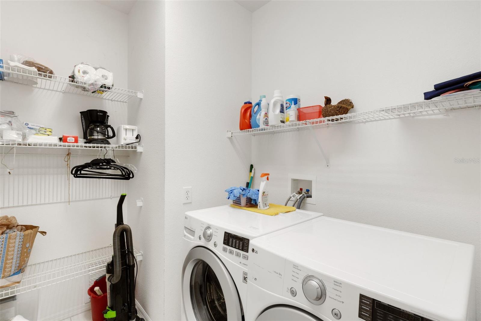 378 LONDONDERRY DR, SARASOTA, FL, 34240