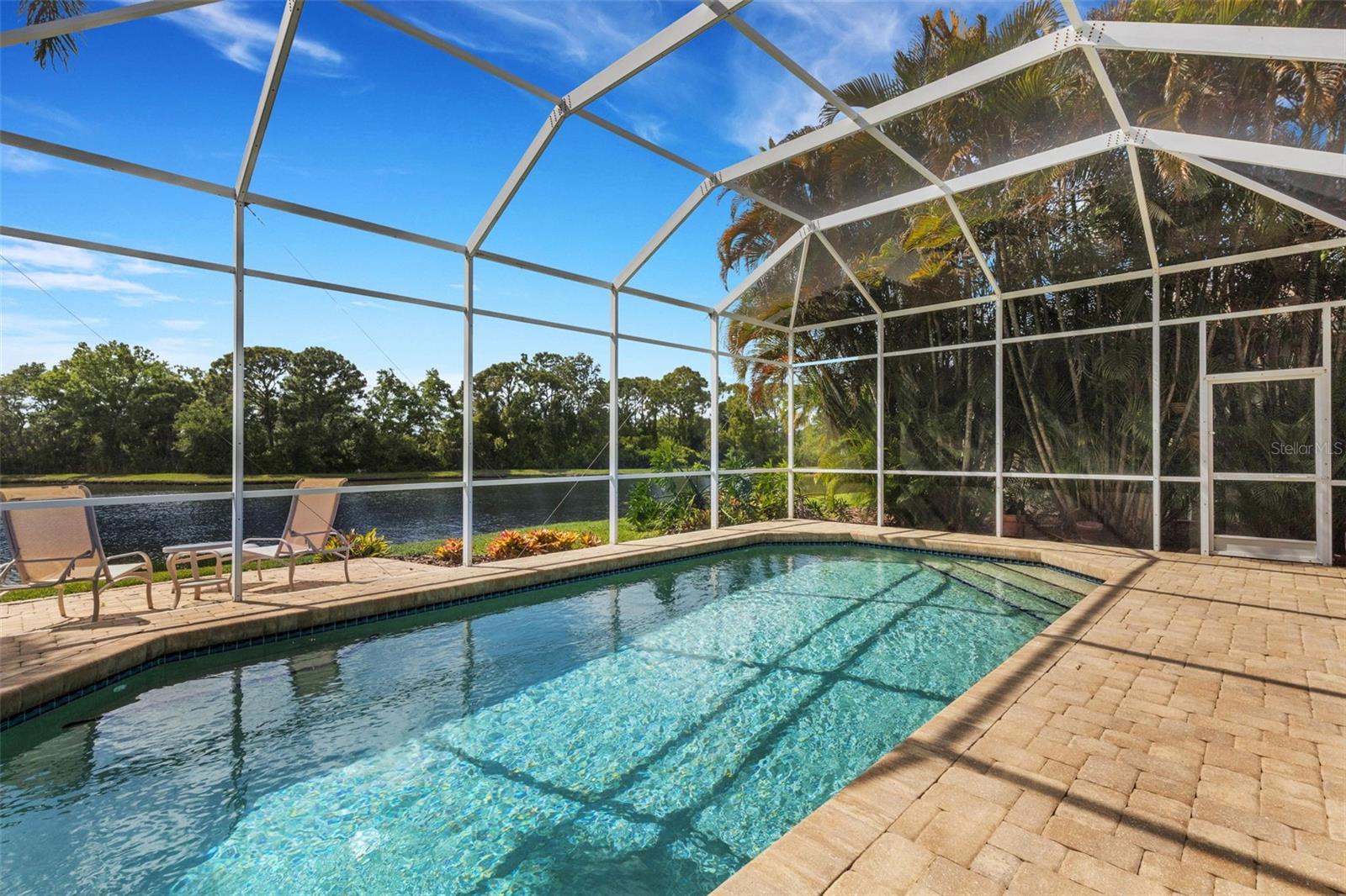 378 LONDONDERRY DR, SARASOTA, FL, 34240