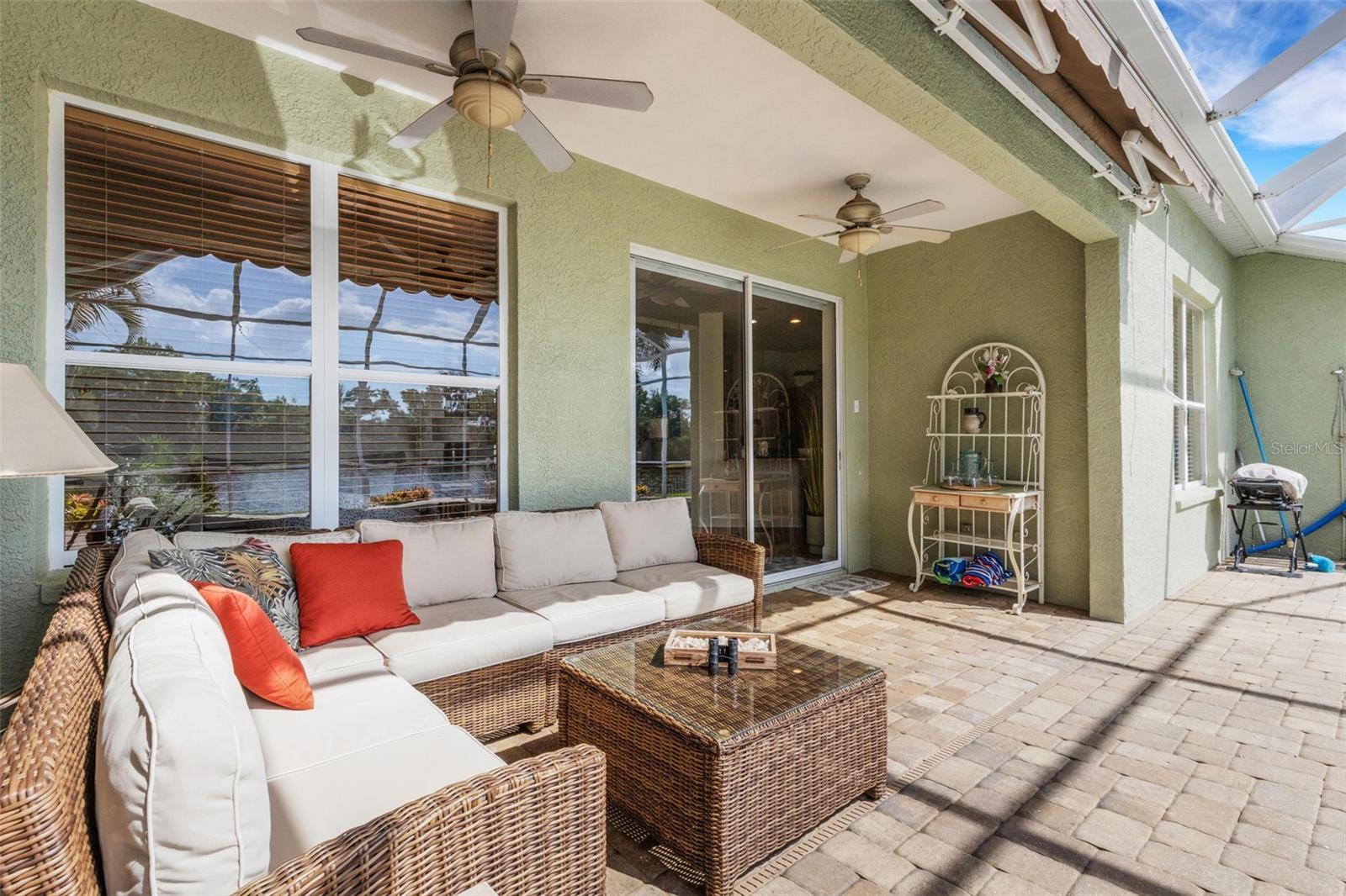 378 LONDONDERRY DR, SARASOTA, FL, 34240