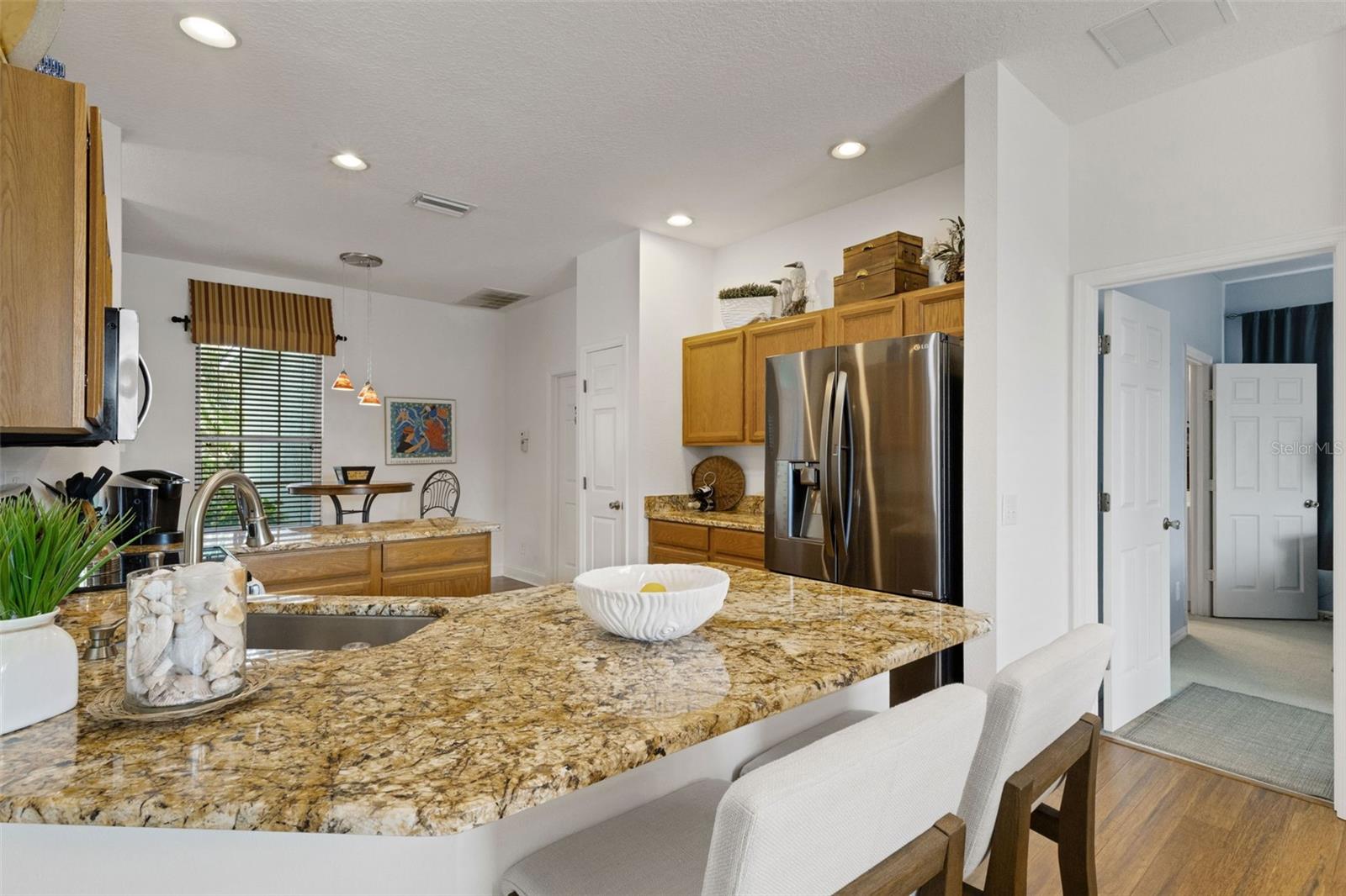 378 LONDONDERRY DR, SARASOTA, FL, 34240