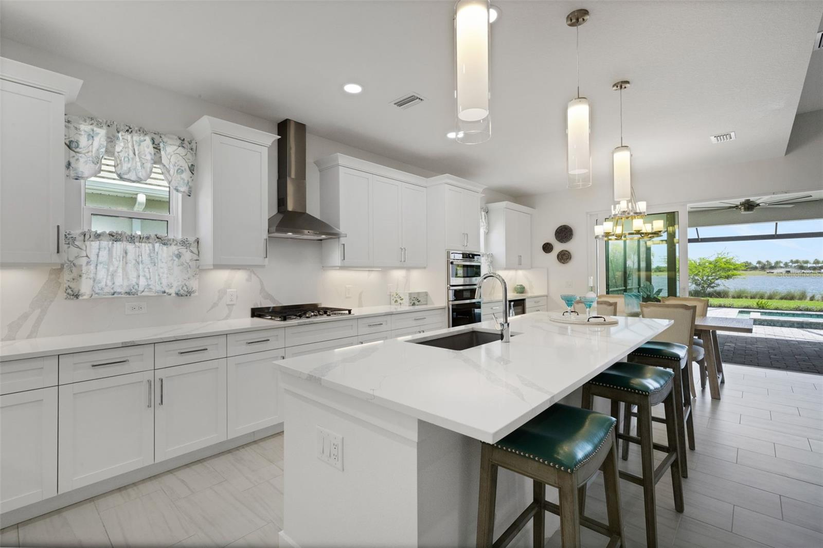 1104 WATERLINE CT, SARASOTA, FL, 34240