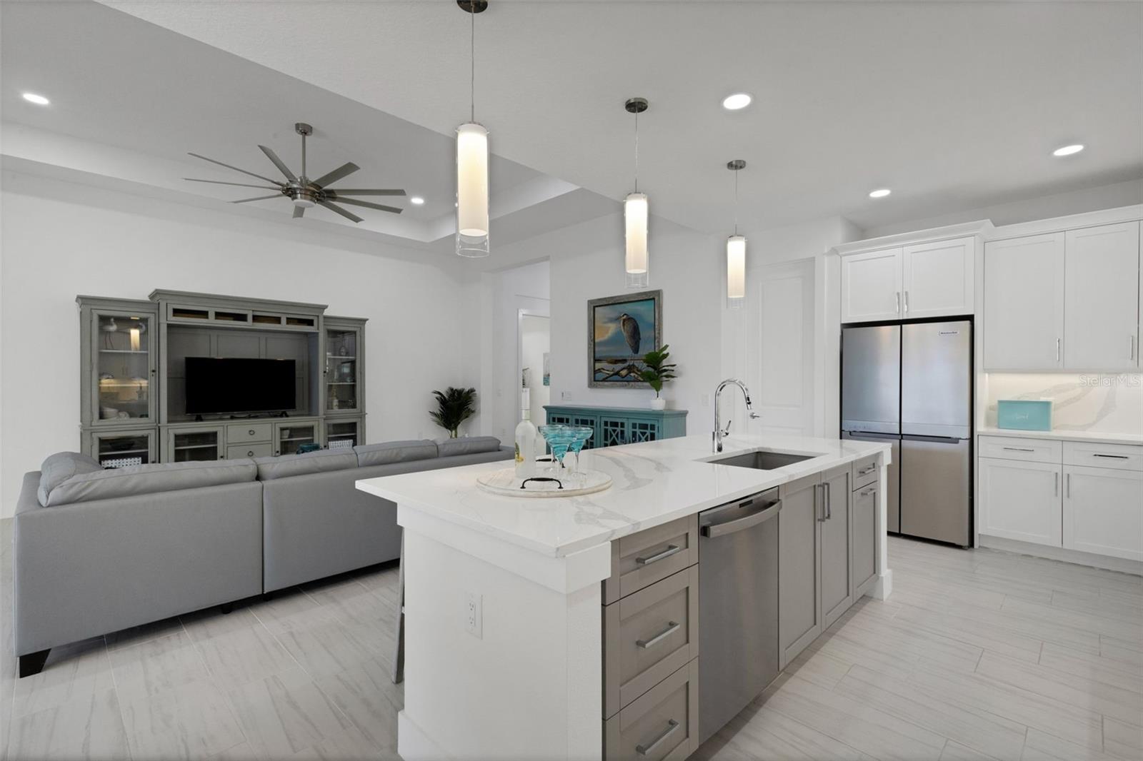 1104 WATERLINE CT, SARASOTA, FL, 34240