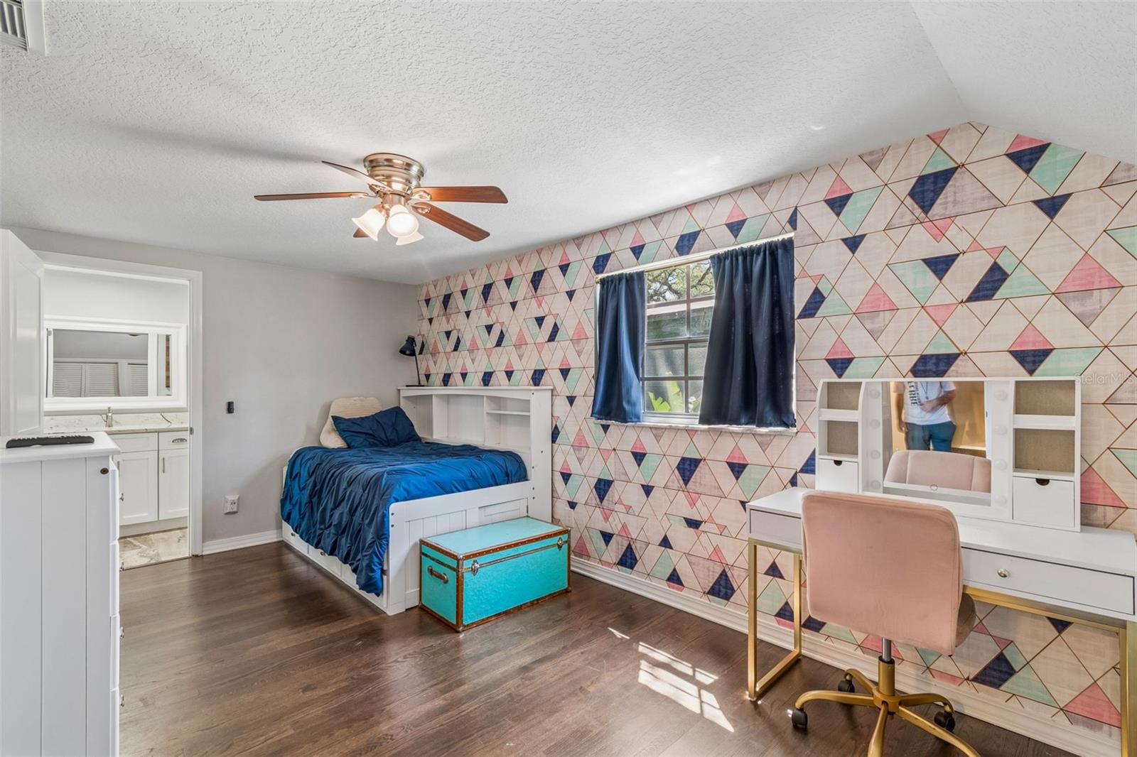 4528 W WOODMERE RD, TAMPA, FL, 33609