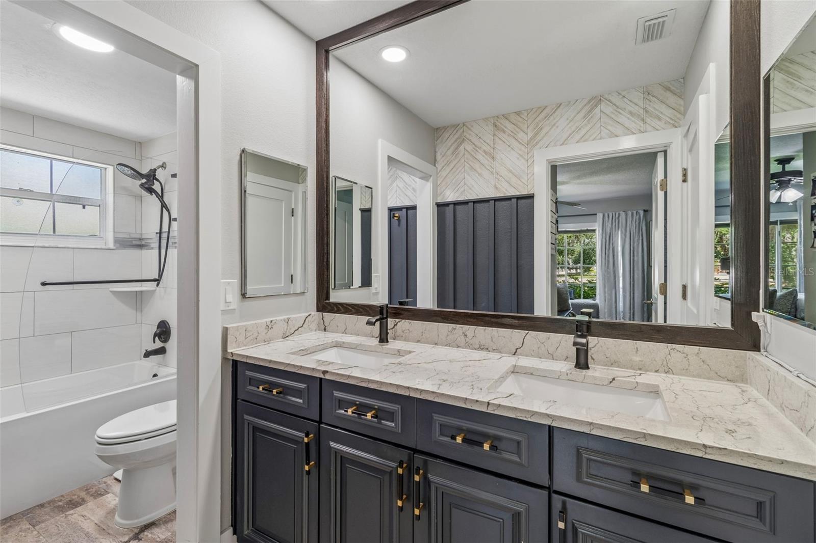 4528 W WOODMERE RD, TAMPA, FL, 33609