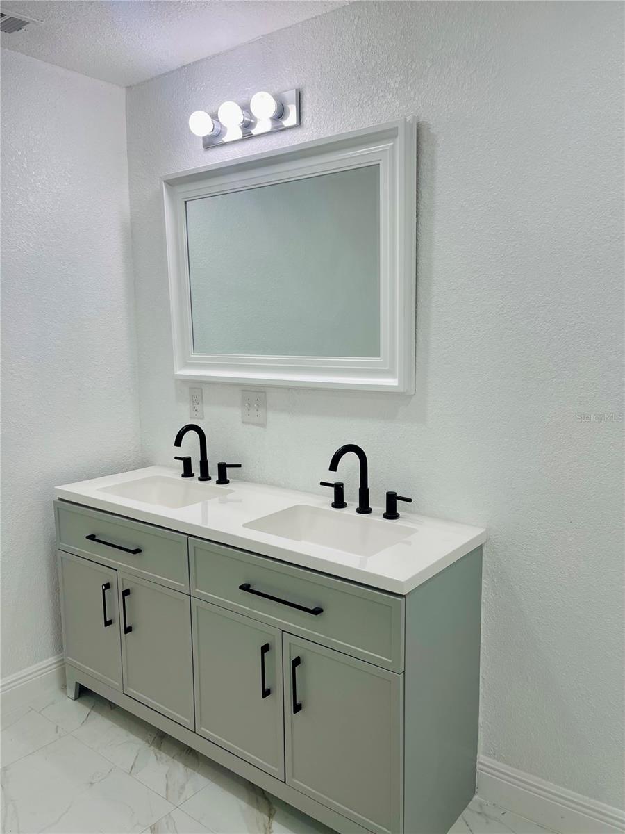 1129 W 6TH ST, LAKELAND, FL, 33805