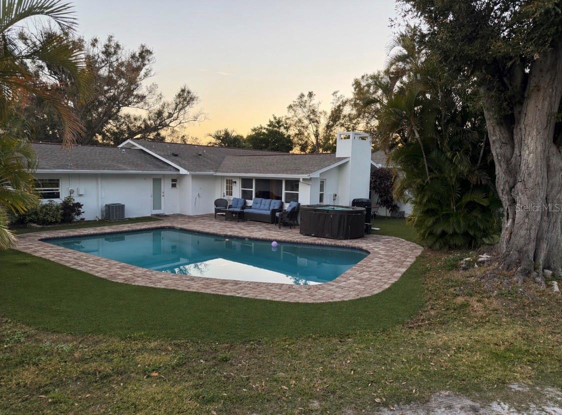 12705 PARK BLVD, SEMINOLE, FL, 33776