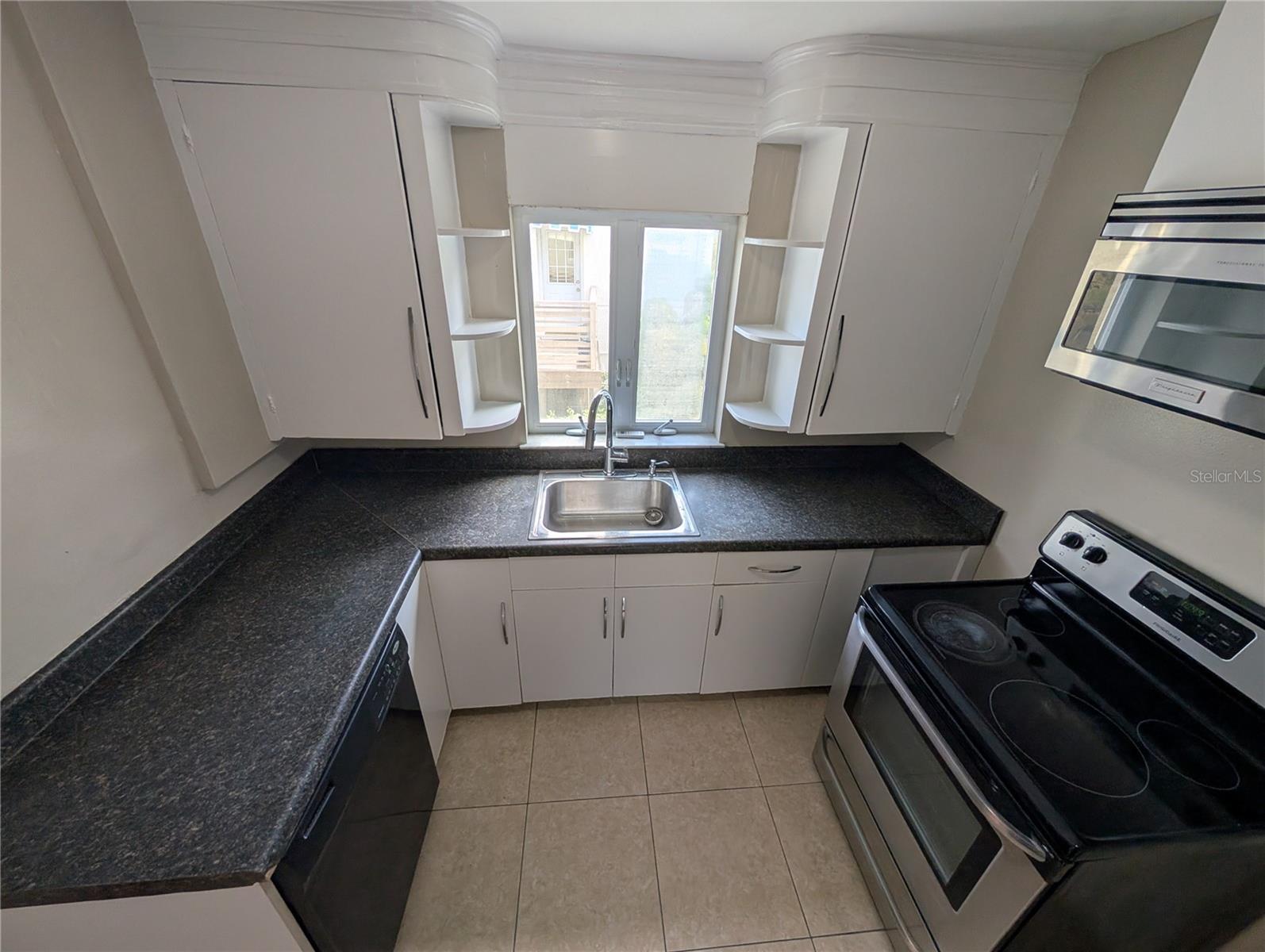 520 N 11TH AVE N #3, ST PETERSBURG, FL, 33701