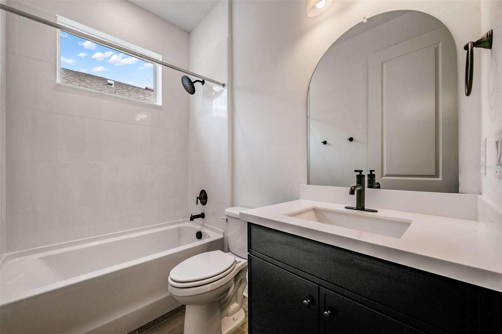 11817 MOONSAIL DR, PALMETTO, FL, 34221