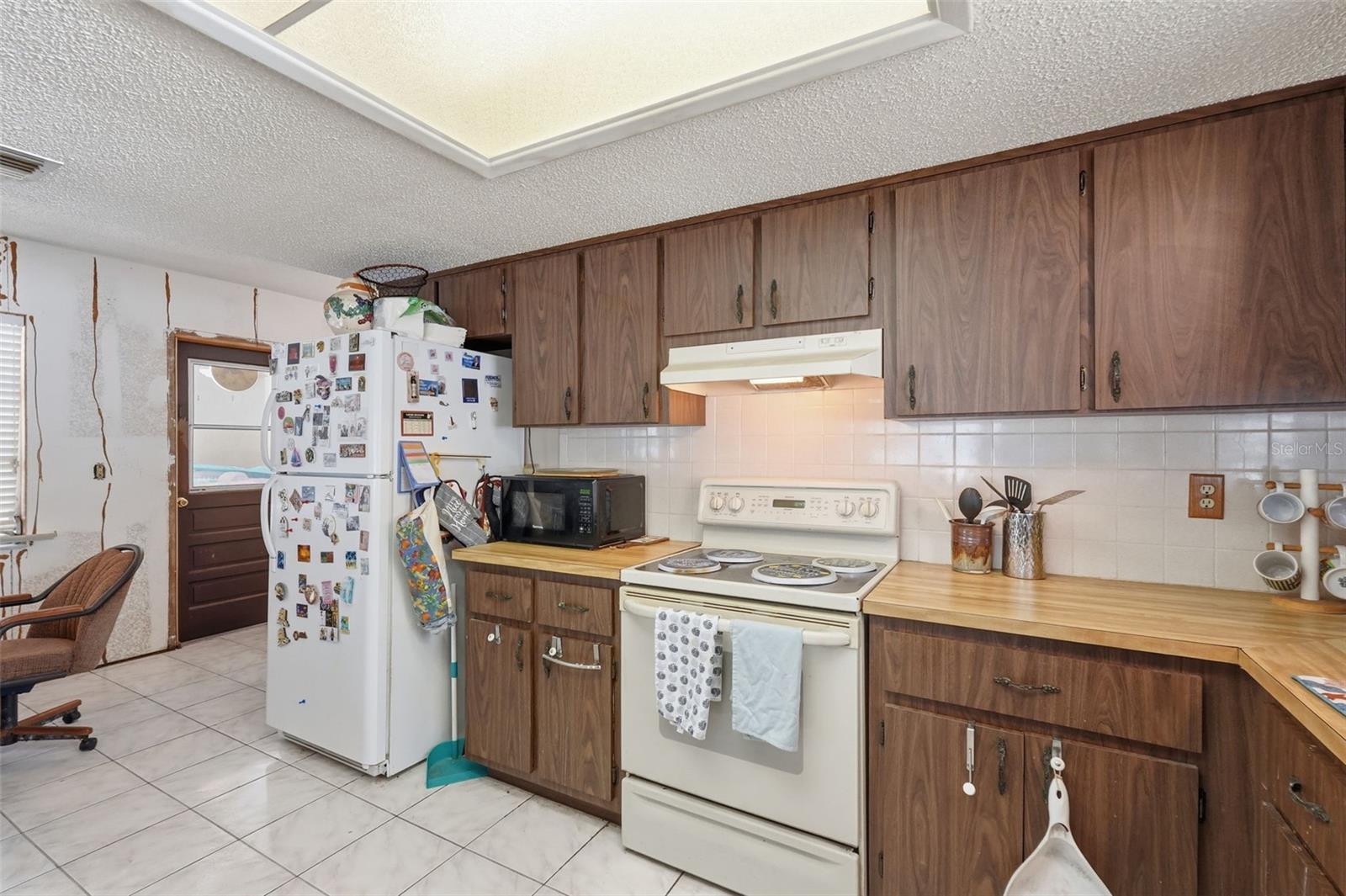 636 TESSIER CT, TARPON SPRINGS, FL, 34689