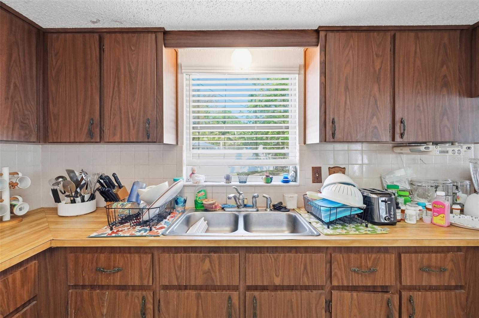 636 TESSIER CT, TARPON SPRINGS, FL, 34689