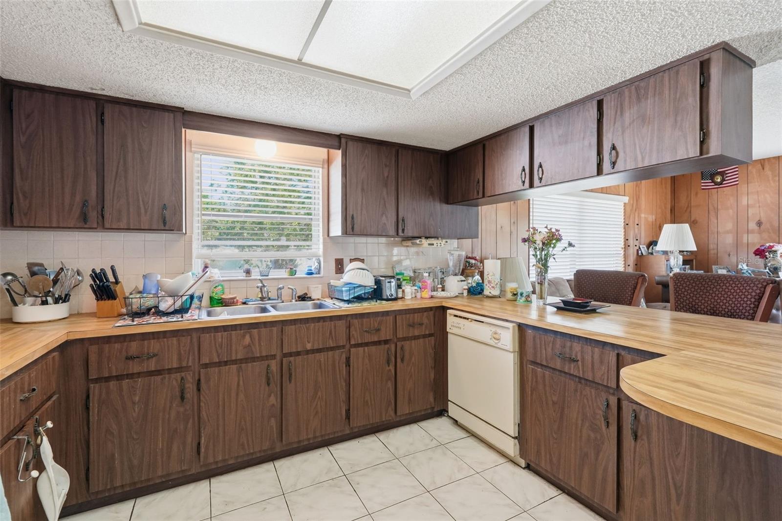 636 TESSIER CT, TARPON SPRINGS, FL, 34689