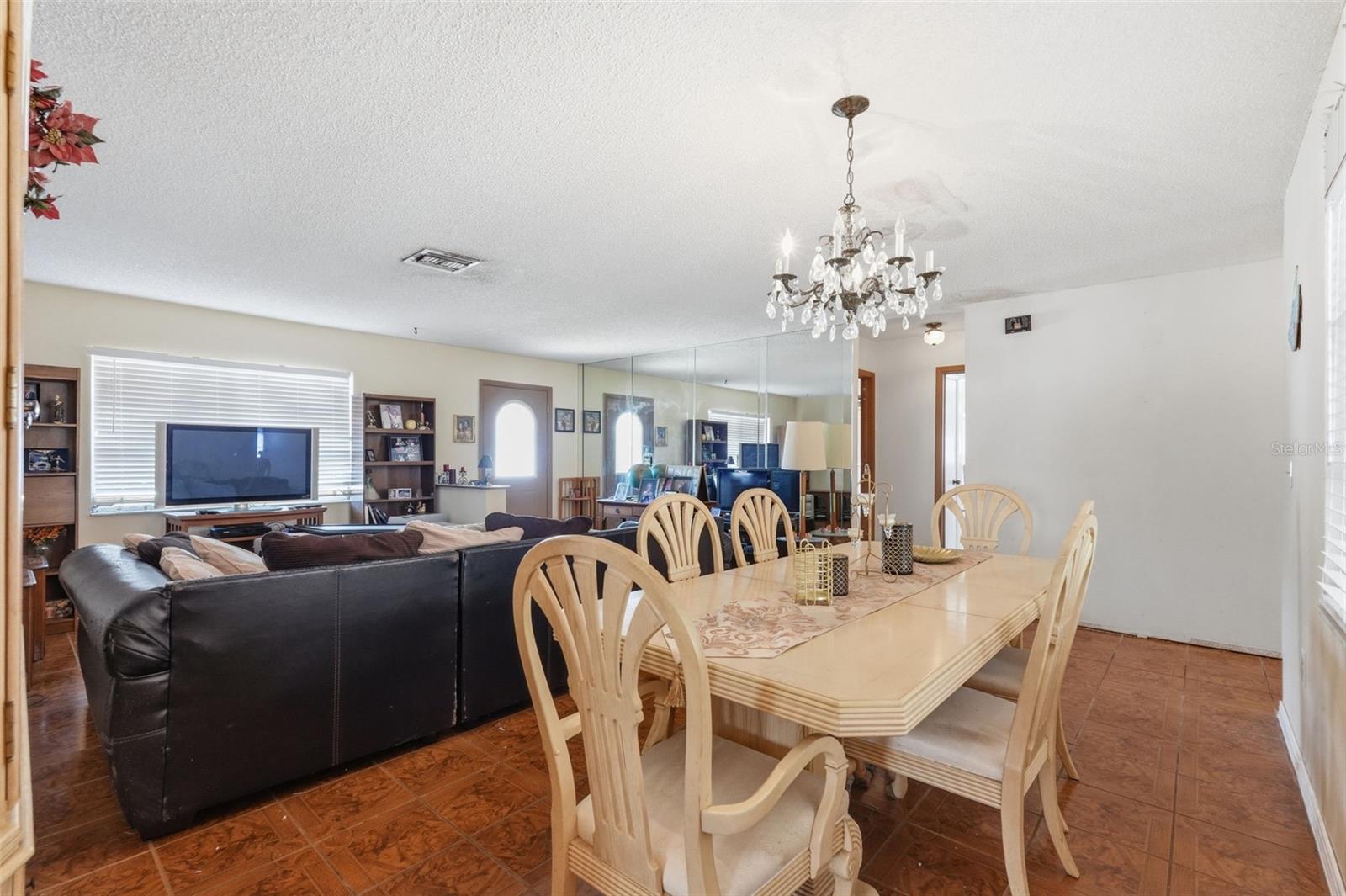 636 TESSIER CT, TARPON SPRINGS, FL, 34689