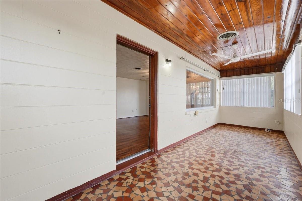 1206 W LAKE PARKER DR, LAKELAND, FL, 33805