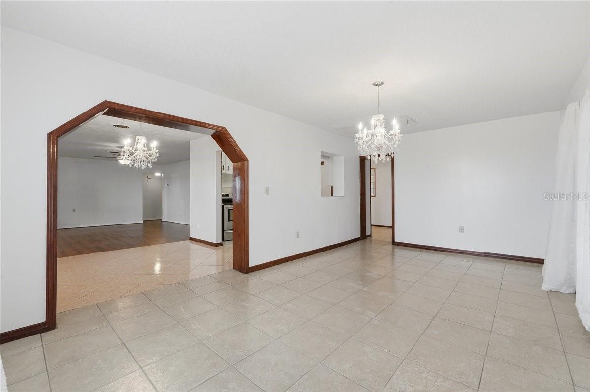 1206 W LAKE PARKER DR, LAKELAND, FL, 33805