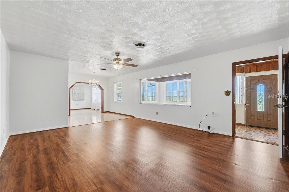 1206 W LAKE PARKER DR, LAKELAND, FL, 33805