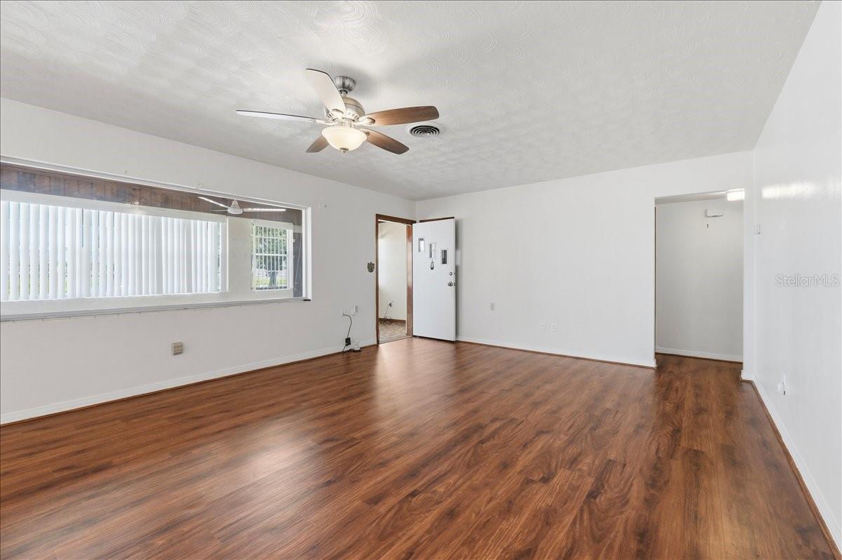 1206 W LAKE PARKER DR, LAKELAND, FL, 33805