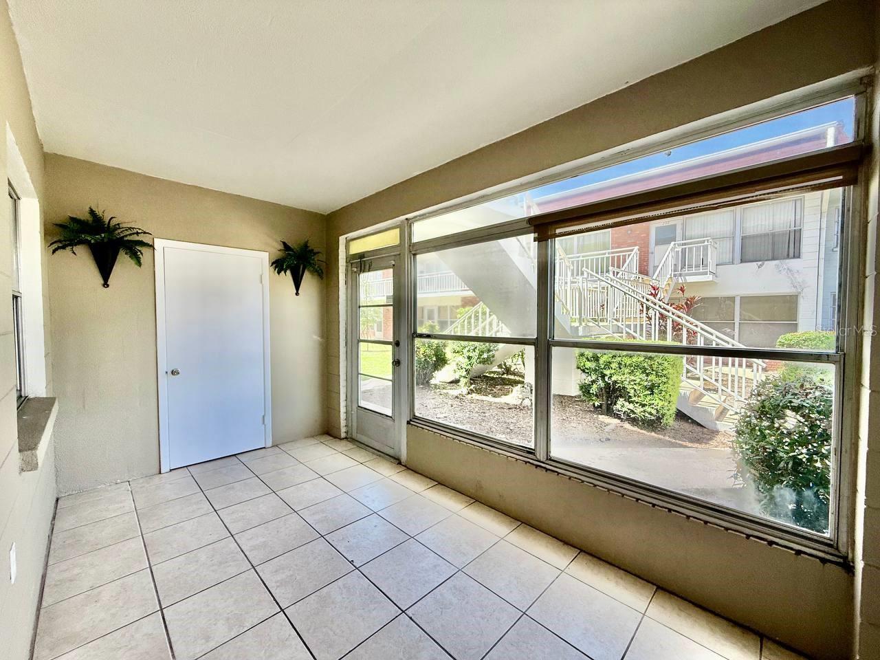 3460 32ND AVE N #101B, ST PETERSBURG, FL, 33713