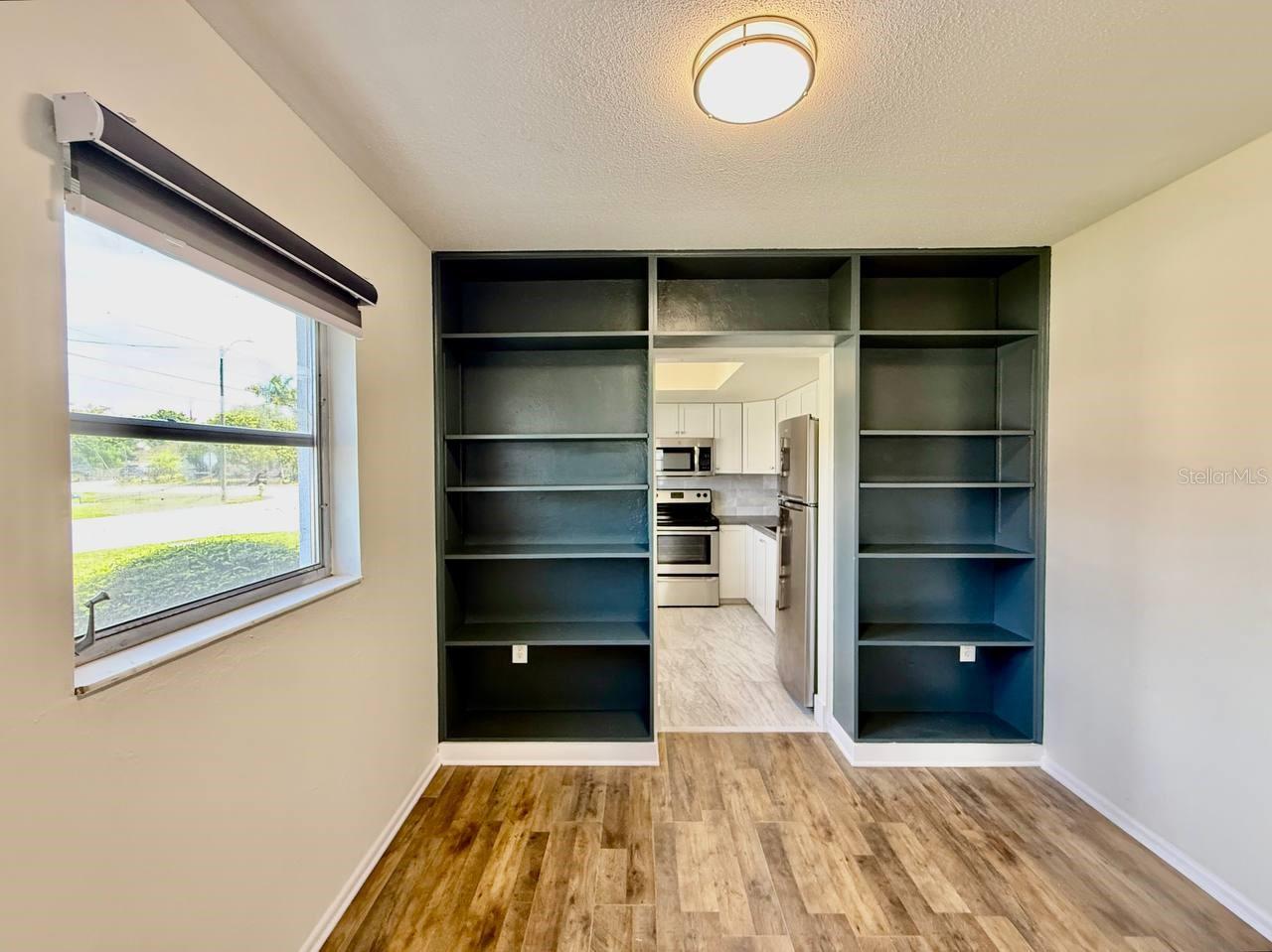 3460 32ND AVE N #101B, ST PETERSBURG, FL, 33713