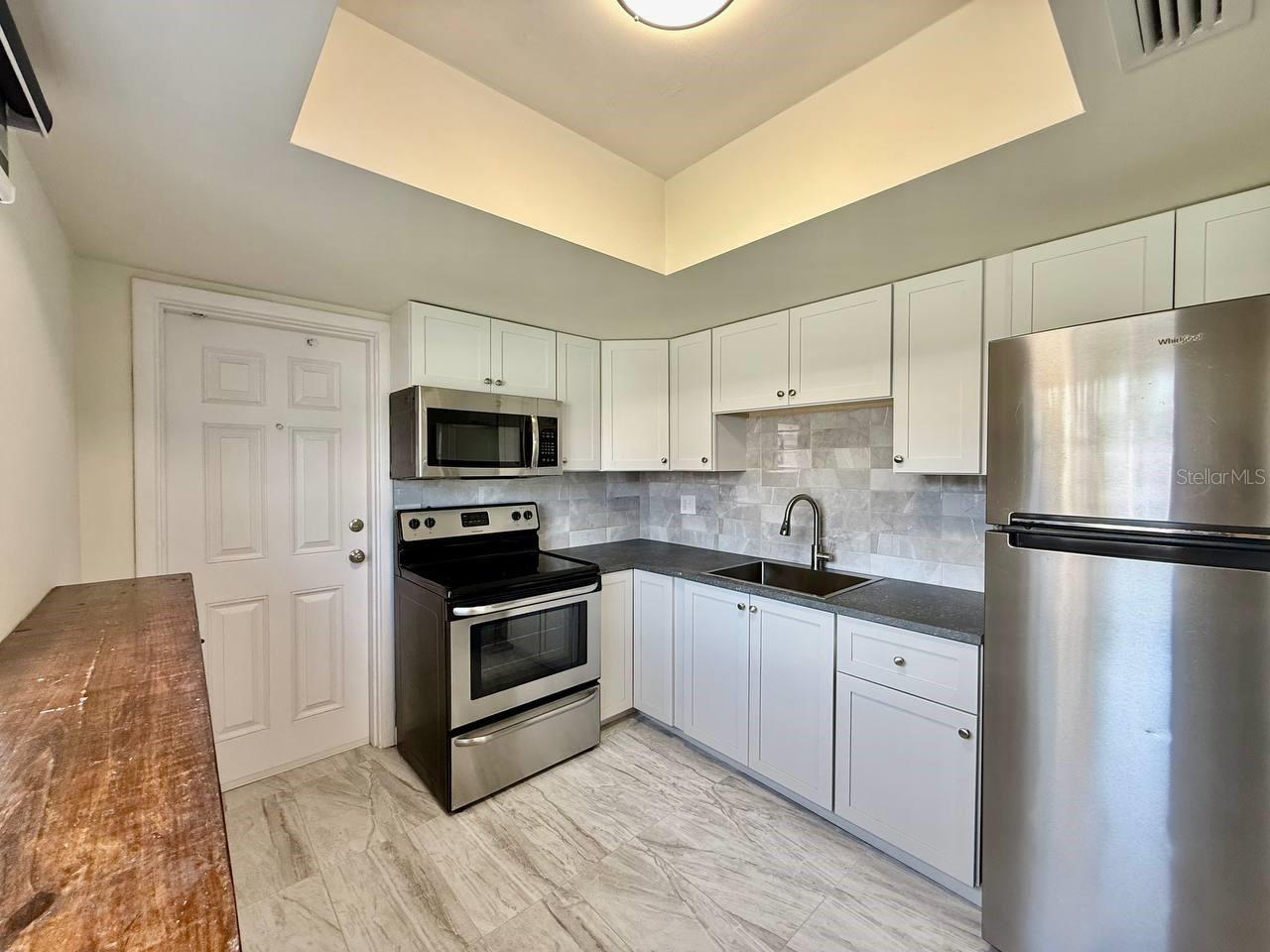 3460 32ND AVE N #101B, ST PETERSBURG, FL, 33713