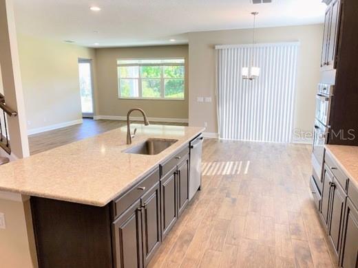 16142 MONTEREY GREENS CIR, TAMPA, FL, 33647