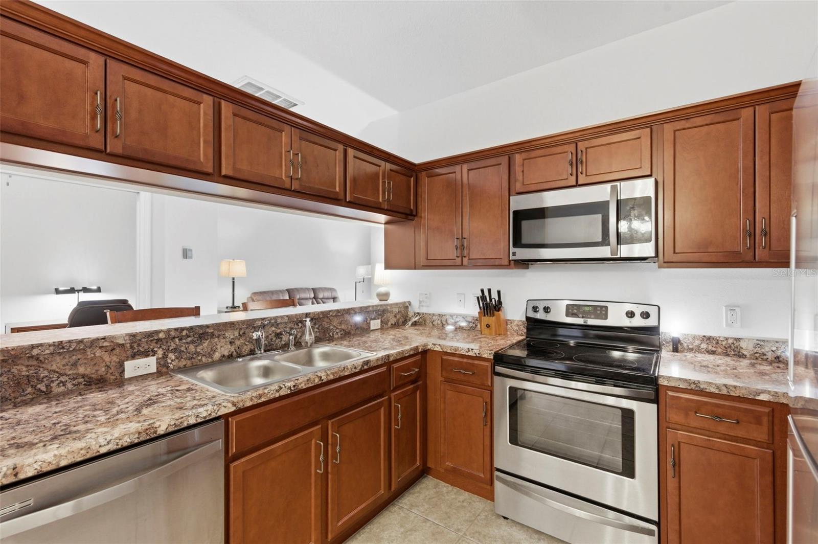 11214 PORT DOUGLAS DR, NEW PORT RICHEY, FL, 34654