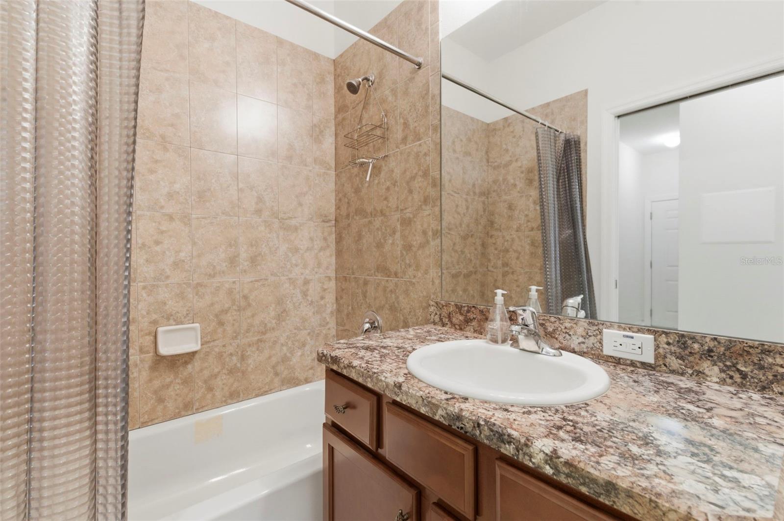 11214 PORT DOUGLAS DR, NEW PORT RICHEY, FL, 34654